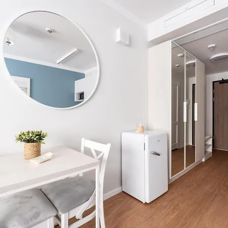 Appartement Slaska 12 *